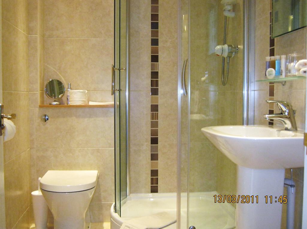 Albany House Hotel Penrith Room photo